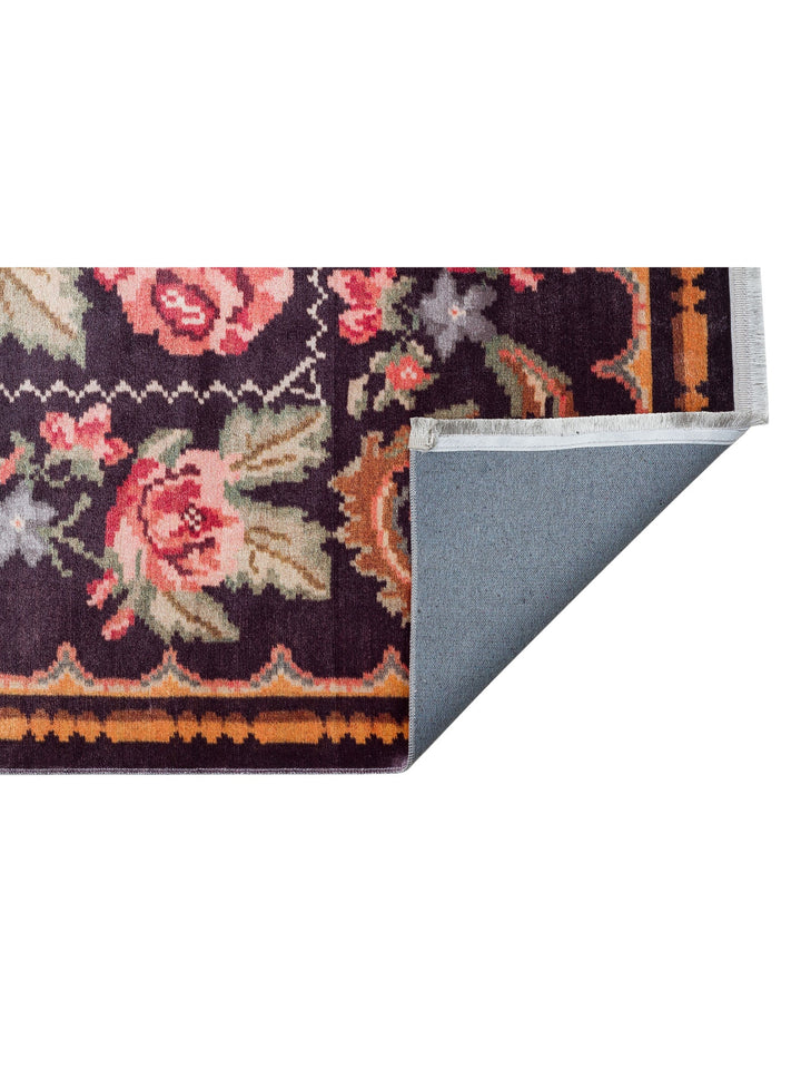 Historic Serisi Kaymaz Antik Desenli Salon Oturma Odası Koridor Mutfak Yıkanabilir Halı 02 BLACK - Carpetdocia