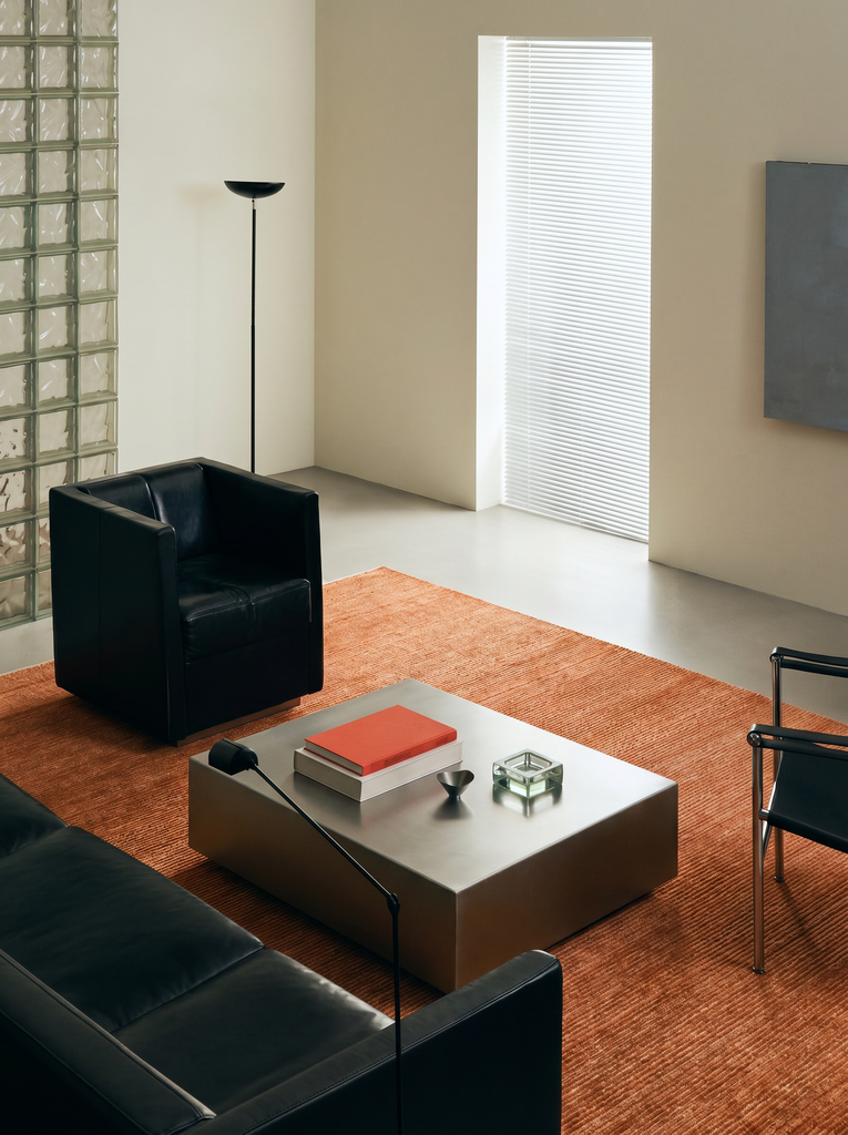 Tapis spécial à métier noir moderne, simple et élégant Brasilia fabriqué à la main en TENCEL™ PLAIN TERRACOTTA