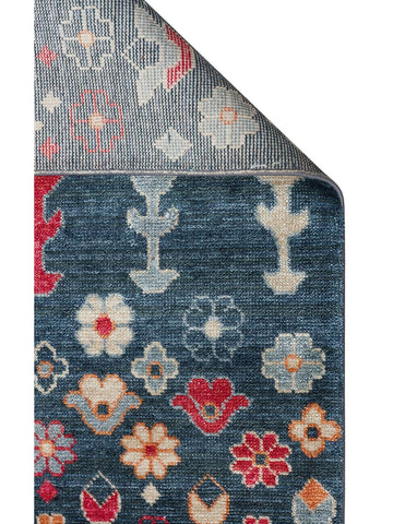 Oushak Carnaval سجادة أُشاق حديثة مصنوعة يدوياً من TENCEL™ 100% طبيعية سهلة التنظيف 17 NAVY MULTY