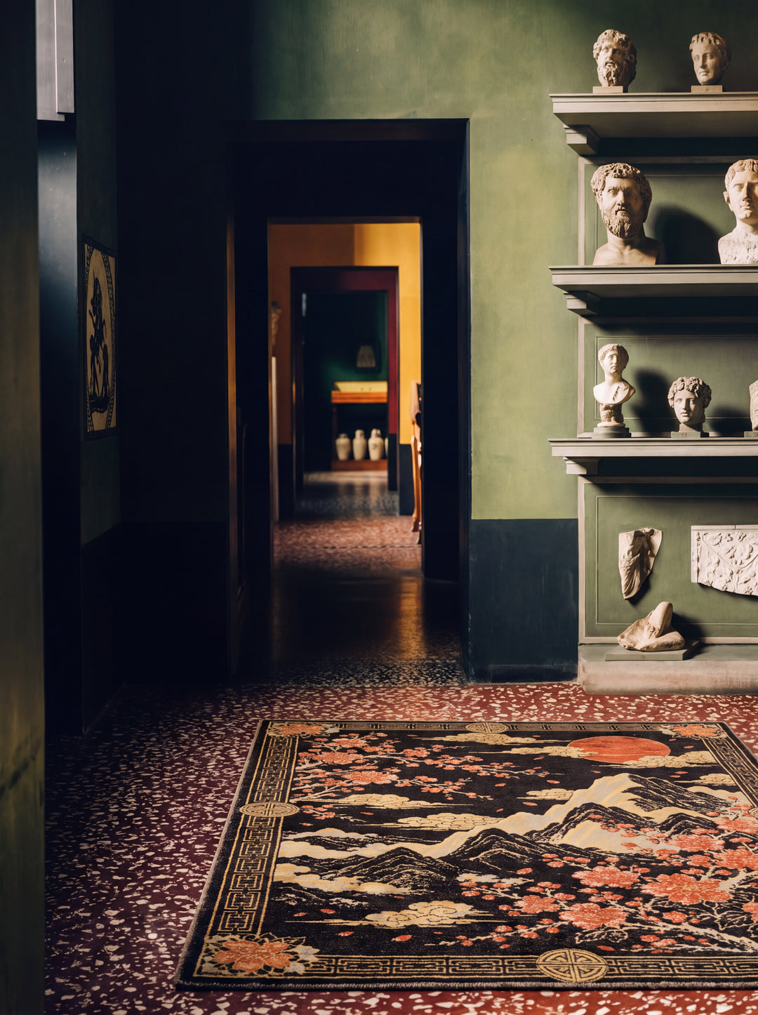 Ruggadocia Şinoazri Şakayık Gündoğumu Desenli Halı mekan görünümü 1